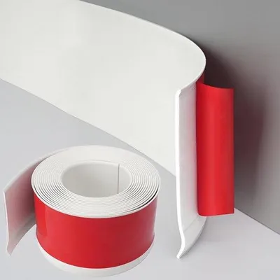 Obrázek produktu pro Flexibilní PVC lišta – 10 cm x 3 metry – bílá – do obývacího pokoje, koupelny, jídelny