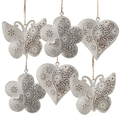 Produktbild von Logbuch-Verlag 6 cremefarbene Frühlingsanhänger Herz Blume Schmetterling aus Metall Frühling Ostern Deko zum Aufhängen 7 cm