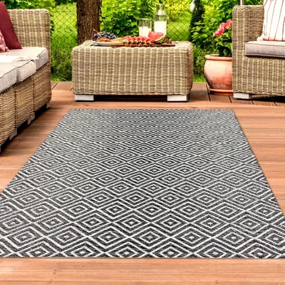 Produktbild von Kunststoff-Teppich mit Rautenmuster | Outdoorteppich in schwarz Größe - 120 x 170 cm