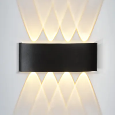 Produktbild von ZMH LED Wandleuchte Aussen Schwarz Up Down Warmweiß Flurlampe IP65 Wasserdicht Außenwandlampe 7W Einstellbarer Lichtstrahl für Flur Garten