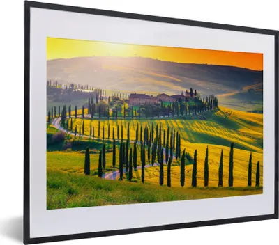 Produktbild von MuchoWow® Gerahmtes Poster Gras - Sonne - Hügel - Landschaft 40x30 cm - Poster mit Schwarzem Bilderrahmen Wandposter Rahmen Foto Bilder - Bilderrahmen - Poster im Rahmen
