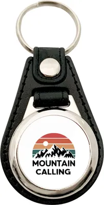 Produktbild von Huuraa Schlüsselanhänger Mountain Calling Berge Metall mit Kunstleder Schlüsselring Einkaufswagenchip Geschenkidee