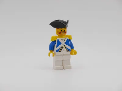 Produktbild von LEGO® Pirates Minifigur Officer – pi063