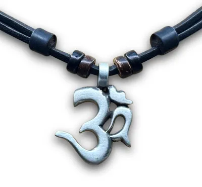 Produktbild von HANA LIMA Lederkette Om Shiva Buddha Indien Halskette Surferhalskette