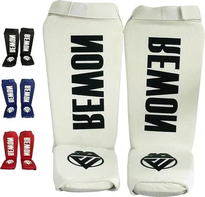 Productafbeelding van Famanu scheenbeschermers voor kickboksen en Muay Thai - zwart