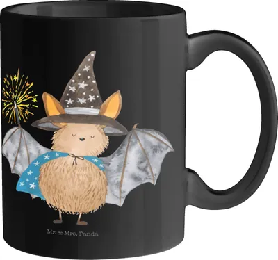 Produktbild von Mr. & Mrs. Panda Tasse Fledermaus Zauberer - Schwarz - Geschenk, Gute Laune, Kaffeebecher, Fledermäuse, Kaffeetasse, schöne, Magier, Reinsteigern, Kaffeepott, Becher