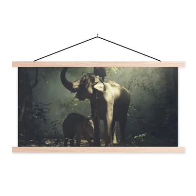 Produktbild von MuchoWow® Textilposter Elefant - Wald - Bäume - Tiere - Trainer 60x30 cm mit holzfarbenen Rahmen - Dekoration