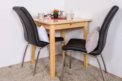 Produktbild von Holztisch massiv