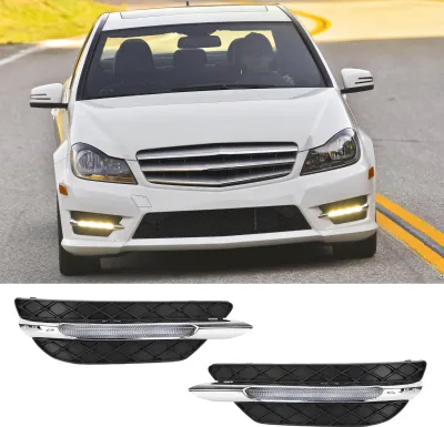 Productafbeelding van 2 stuks sierlijst voor mistlampen, artikelnummer 2048803224, en een afdekking voor de dagrijverlichting, als vervanging voor Mercedes-Benz W204 C-klasse