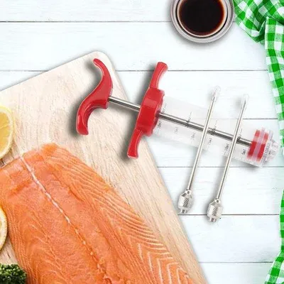 Produktbild von Unyqoos® Marinadenspritze 30 ml – Fleischinjektor mit 2 Edelstahl-Nadeln für BBQ, Grill & Smoker, rot, inkl. Reinigungsset & PDF-Rezeptbuch