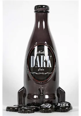 Productafbeelding van Fallout Nuka-Cola Dark: glazen fles en dopjes in zwarte kleur