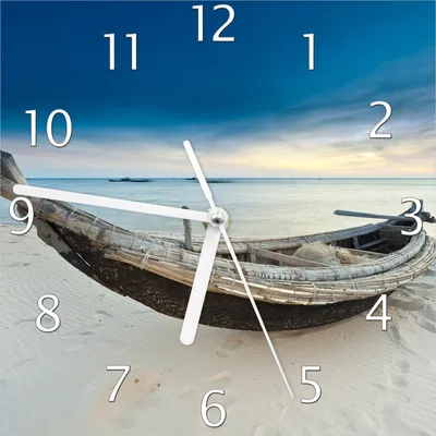 Produktbild von Wallario Design Wanduhr Fischerboot am Strand mit Sonnenuntergang aus Echtglas, Größe 20 x 20 cm