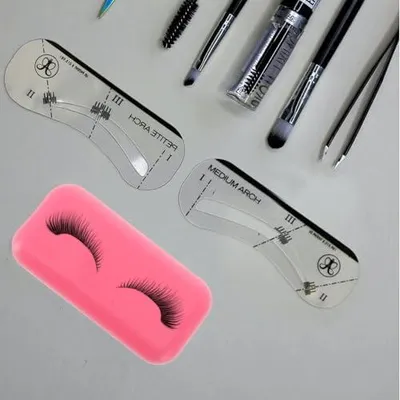 Produktbild von 4 Stück Silikon-Wimpernpads in Weiß, wiederverwendbare, waschbare und allergiefreie Stirnpolster für den professionellen Salon und den Heimgebrauch bei Wimpernverlängerungen
