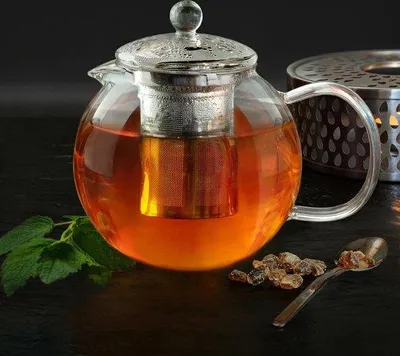 Obrázok produktu pre Famanu čajník s objemom 1,7 l, s integrovaným sitkom z nehrdzavejúcej ocele a skleneným viečkom – nadčasový dizajn