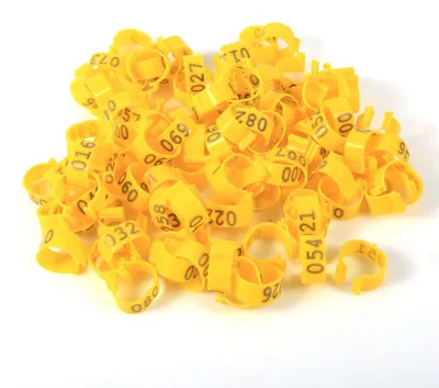 Obrázek produktu pro 100 kusů/sáček, 16 mm, 001–100, číslované, plastové, pro drůbež, kuřata, kachny, husí stehna, kroužky (žluté)