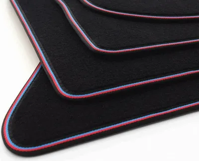 Produktbild von Fußmatten passend für BMW F10 F11 (2010-2013)  Automatten 4-teilig Velours schwarz, Webrand Blau Rot