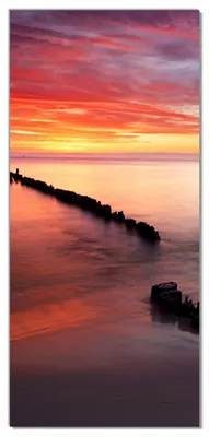 Produktbild von Wallario selbstklebende Türtapete 93 x 205 cm - Sandstrand im Sonnenuntergang - Roter Himmel - Abwischbar, rückstandsfrei zu entfernen