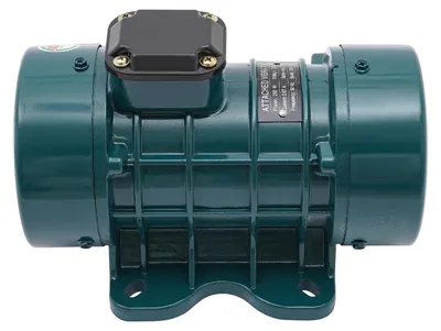 Produktbild von Elektrischer Betonrüttlermotor - Vibrationsmotor - 220 V - 250 W - 2840 U/min - Rostbeständig - Für Betonierarbeiten