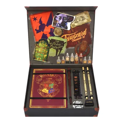 Produktbild von Harry Potter Hogwarts Schreibset Geschenkset im Koffer-Design für Potterheads