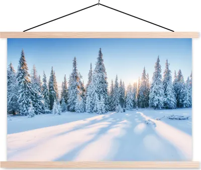 Produktbild von MuchoWow® Textilposter Wald - Schnee - Winter 120x80 cm mit holzfarbenen Rahmen - Aufhängeset
