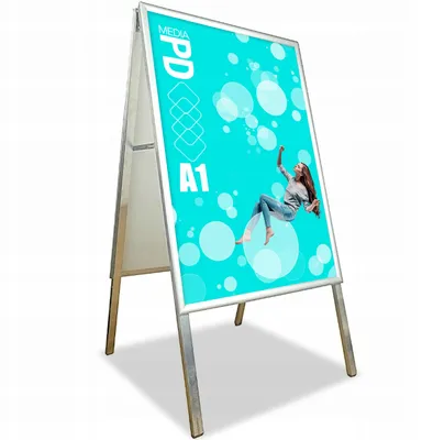 Obrázok produktu pre Reklamný stojan A1 strieborný 59,4 x 84,1 cm – obojstranný stojan a stojan na plagáty s klapkovým rámom a UV fóliou