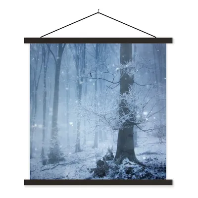 Produktbild von MuchoWow® Textilposter Wald - Winter - Schnee 60x60 cm mit schwarzem Rahmen - Posteraufhänger
