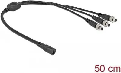 Produktbild von DeLOCK DC Verteilerkabel 5,5 x 2,1 mm 1 x Buchse zu 3 x Stecker verschraubbar, 0,5 m, 30 V