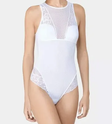 Zdjęcie produktu dla Triumph Magic Wire Lite Stringbod, kolor: biały 03/0003, rozmiar: 40 Body