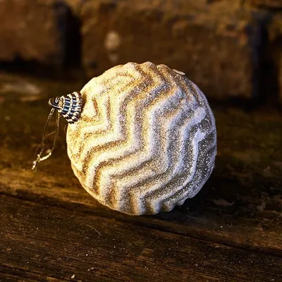 Obrázok produktu pre Vianočná ozdoba, d. 8 cm, biela, trblietavá
