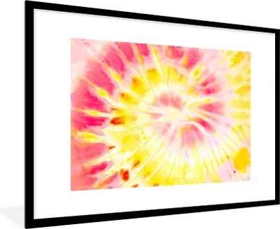 Produktbild von MuchoWow® Gerahmtes Poster Krawattenfärbung - Lila - Gelb 90x60 cm - Poster mit Schwarzem Bilderrahmen Wandposter Rahmen Foto Bilder - Wanddekoration - Fotos