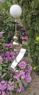 Produktbild von Skulptur Merkur weiß poliert Edelstahl 150 cm Beetstecker Gartenstecker Rosenkugel