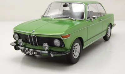 Produktbild von KK Scale 181141 BMW L2002 tii 1974 grün metallic 1:18