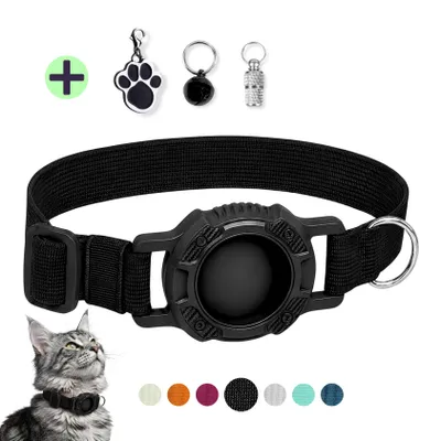 Productafbeelding van WHISKERZ® CORE Veilige Elastische Kattenhalsband met Houder - Geschikt Voor Apple AirTag - Zwart - Anti Kras, Rekbaar, Verstelbaar en Lichtgewicht, AI-gegenereerde afbeelding