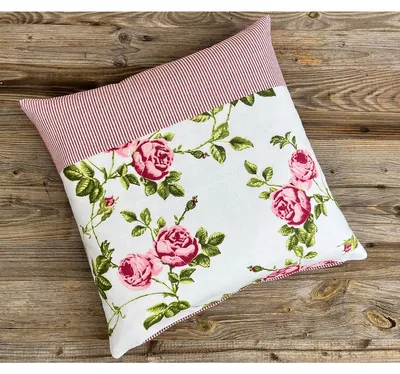 Produktbild von Kissen-Bezug 50x50 cm Rosen Blumen rot weiß Baumwolle
