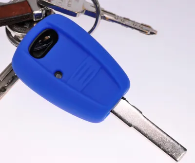 Produktbild von Auto Schlüssel Hülle Silikon Schutz Cover Blau kompatibel mit FIAT Panda Brava Bravo Punto Stilo 1 Tasten Funk Fernbedienung