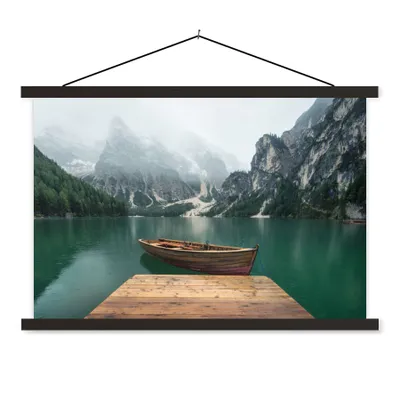 Produktbild von MuchoWow® Textilposter Nebel - Schnee - Berg - Boot 150x100 cm mit schwarzem Rahmen - Schlafzimmer