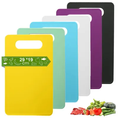 Produktbild von 6er-Set rutschfeste Schneidebretter, 29 x 19 cm, PP-Kunststoff, BPA-frei, spülmaschinenfest, 6 Farben