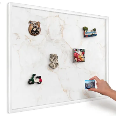 Produktbild von Magnettafel 80x60 cm mit weißem Rahmen - Magnetische Metalltafel, Magnetpinnwand zur Wandmontage für Wohnzimmer, Küche, Flur, Kinderzimmer und Büro - Marmor-Eleganz