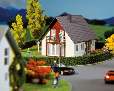 Produktbild von Faller 130318 - 1/87 / H0 Einfamilienhaus, Weinrot - Neu