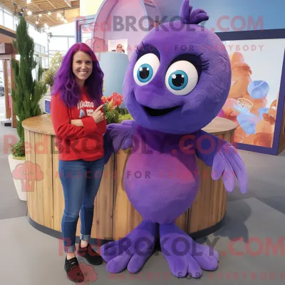 Produktbild von Lila REDBROKOLY Betta Fisch Maskottchen Kostüm Charakter gekleidet mit Flare Jeans und Uhren