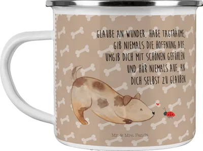 Produktbild von Mr. & Mrs. Panda Teetasse Hund Marienkäfer - Hundeglück - Geschenk, Zuversichtlich, Mischlinghund, Emaille Tasse, Mischlingshund, Positiv, becher, Pott, Teebecher