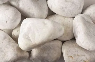 Zdjęcie produktu dla Żwir Carrara 60 - 100 mm biały 20 kg