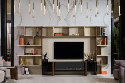 Image de Meuble TV bas avec espace de rangement – Pratique et élégant pour votre salon.