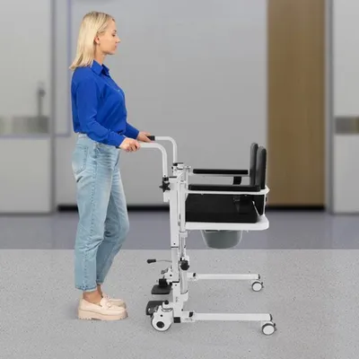 Zdjęcie produktu dla Krzesło transferowe - hydrauliczne, z toaletą i regulowanym oparciem - do 150 kg - do opieki i mobilności