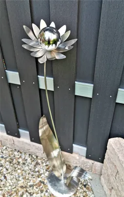 Produktbild von Skulptur Blume Palermo Edelstahl 120 cm Dekoration Garten