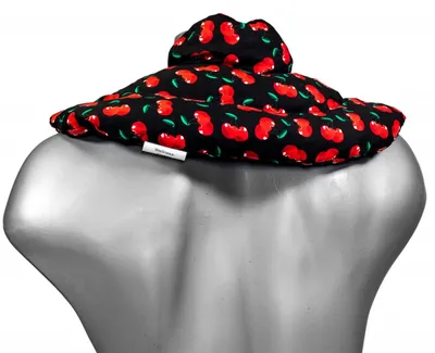 Produktbild von Nackenhörnchen mit Stehkragen cherry-black - Kirschkernkissen - Nackenkissen Wärmekissen - Ein sehr wohliger Nackenwärmer