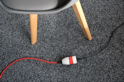 Produktbild von Textil-Verlängerungskabel mit beleuchtetem Ein/Aus-Drehschalter, Kabellänge:5 m, Kabelfarbe:rot