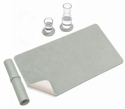 Produktbild von G.mütlich Schreibtischunterlage Kunstleder, wendbare Unterlage 2in1 Farbwechsel, Mouse Pad Matte Büro Schreibtisch Salbei/Beige 80 x 40 cm