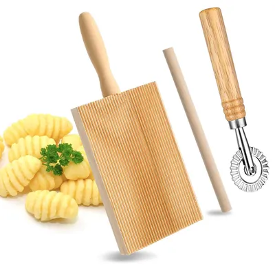 Image de Planche à découper en bois pour pâtes, avec rouleau à gnocchis