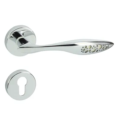 Produktbild von DOMINO Türgriff Drückergarnitur PZ-Profilzylinder Set | Rund-Rosette | Türklinke für Bürotür, Kellertür & Innentür | Türbeschläge aus Aluminium | Chrom Türdrückergarnitur | NEMO-R M6